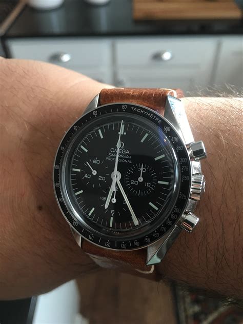 omega speedmaster with brown leather bracelet|Omega Speedmaster bracelet reference.